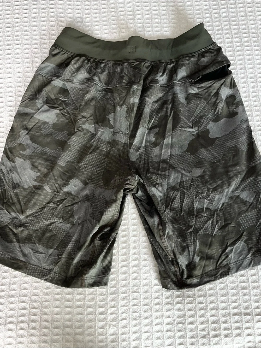 Lululemon T.H.E. Short 9